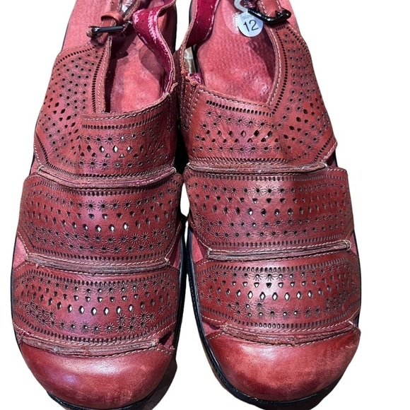 SoftWalk Red Leather Laser Perforated Slingback Mules Sz 12 - Picture 4 of 11